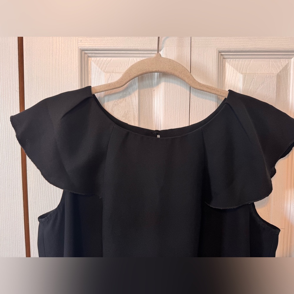 Banana Republic Black Mini Cocktail Dress Ruffle Sleeve Sz 8 PullOn Lightweight - Picture 3 of 11